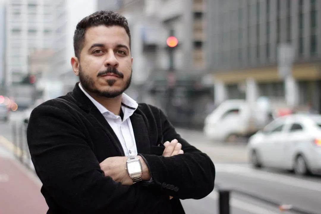 Wallace Costa, corretor e administrador de imóveis em Guarulhos
